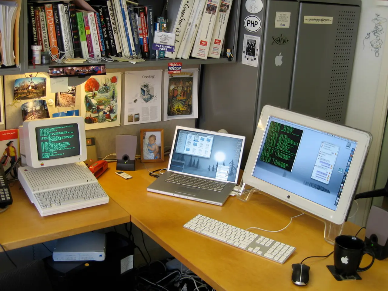 Apple unveils the latest Apple Pencil model, Apple Pencil 3, featuring a covert USB-C port