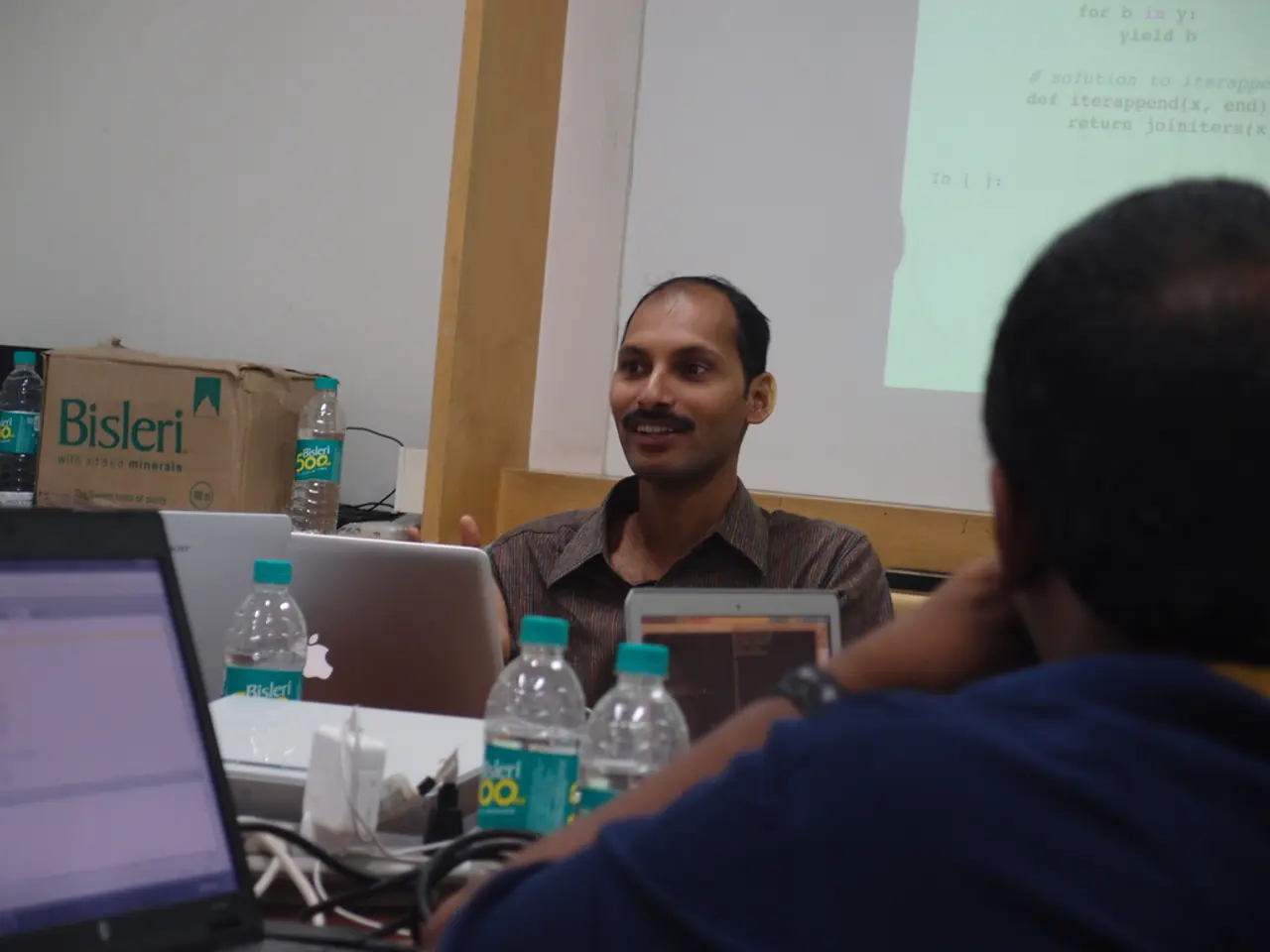 Laugh-Out-Loud Tech Trivia: Quiz Questions and Answers Guaranteed to Amuse