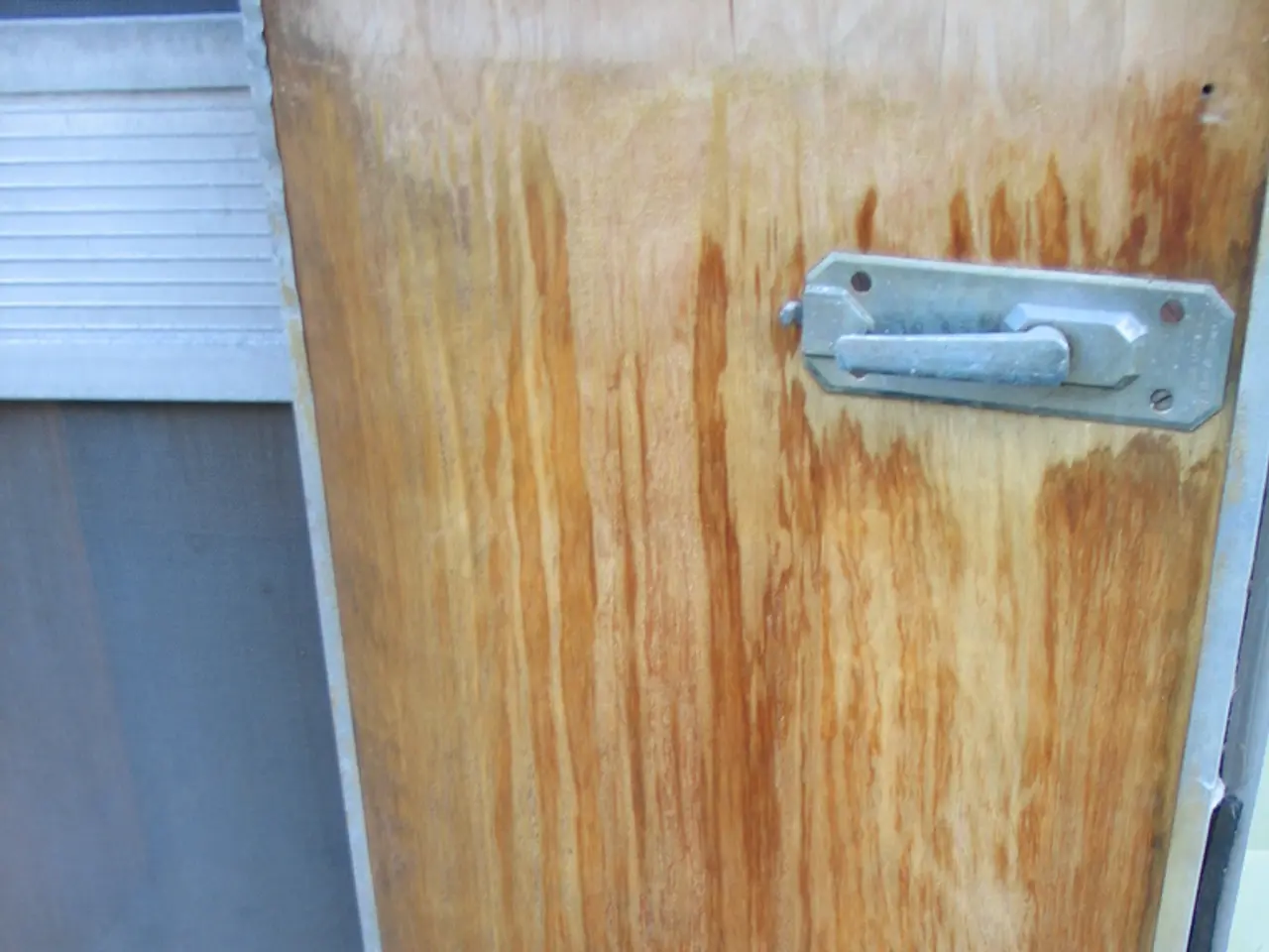 Tesla intends to modify the tower apparatus due to reported issues