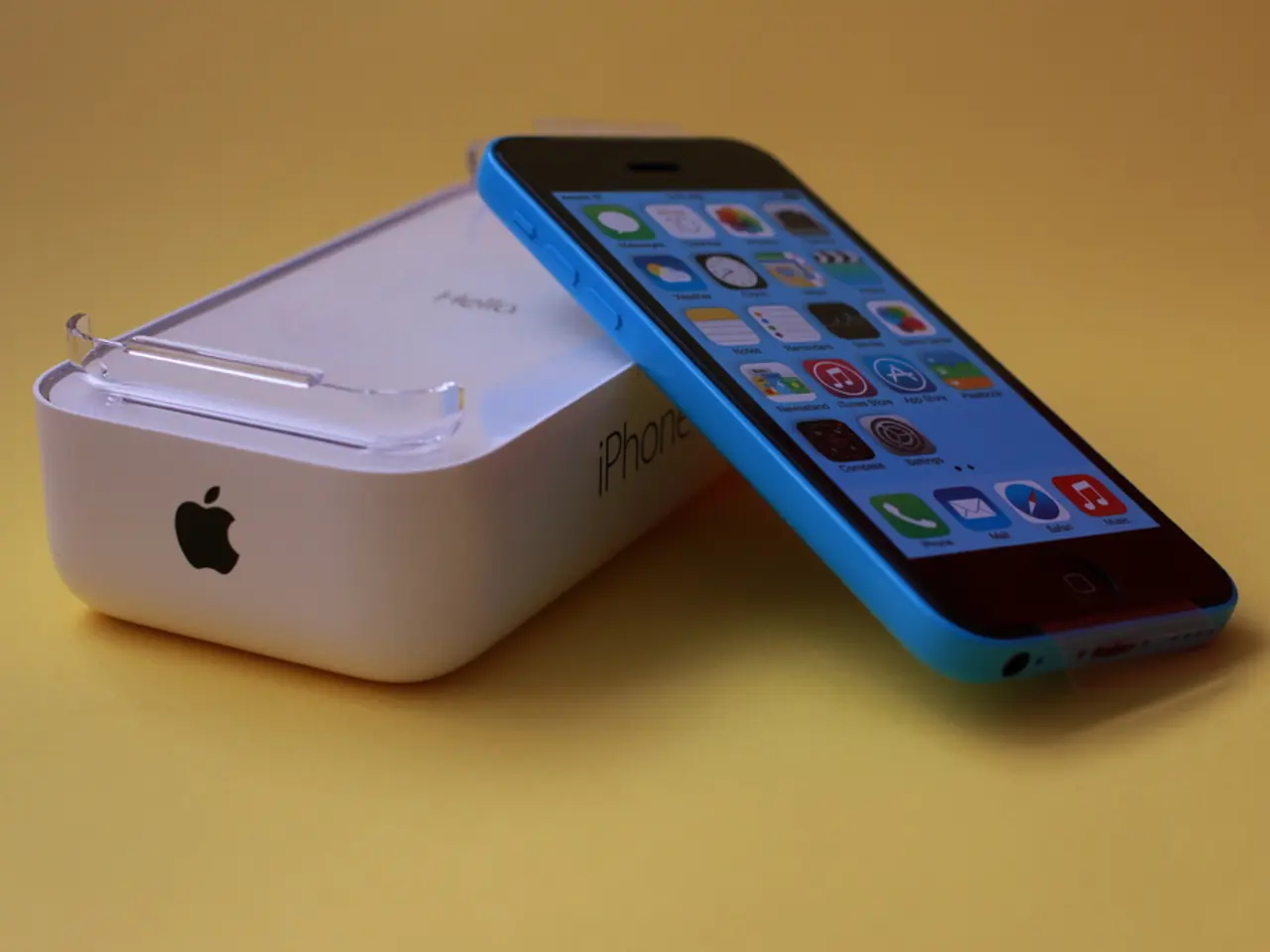 Affordable Alternative to Apple's Expensive Accessories: Enjoy a $51 iPhone Air Charger and Case...