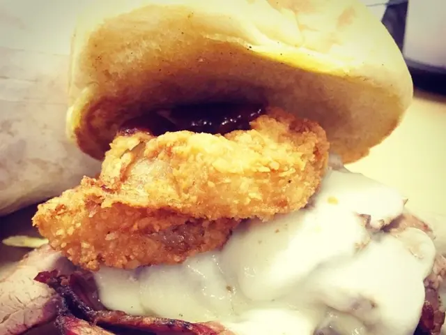 Discussing the transition from ecological concerns to successful enterprise: exploring "Primilk"