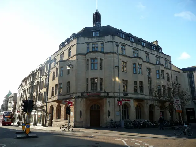 Windtree Therapeutics Plans to Invest $700 Million in BNB Token Following Its All-Time High