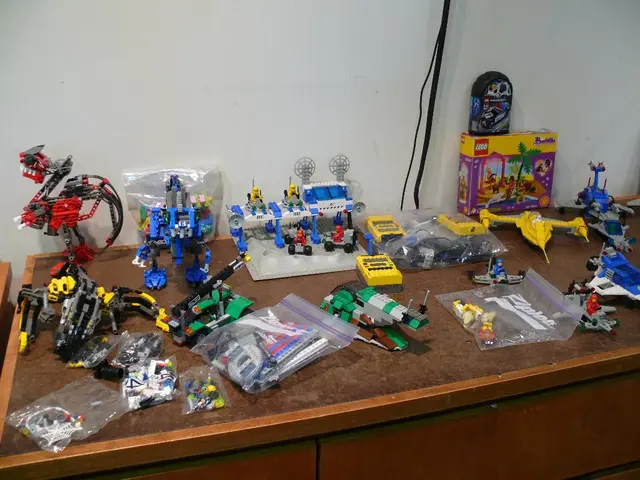 Tools for Simulating and Testing Networks in Data Communications and Networking