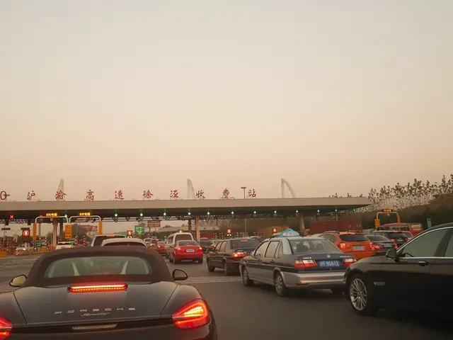 Tesla's Full Self-Driving (FSD) system demonstrated navigating toll booths akin to a human [VIDEO]