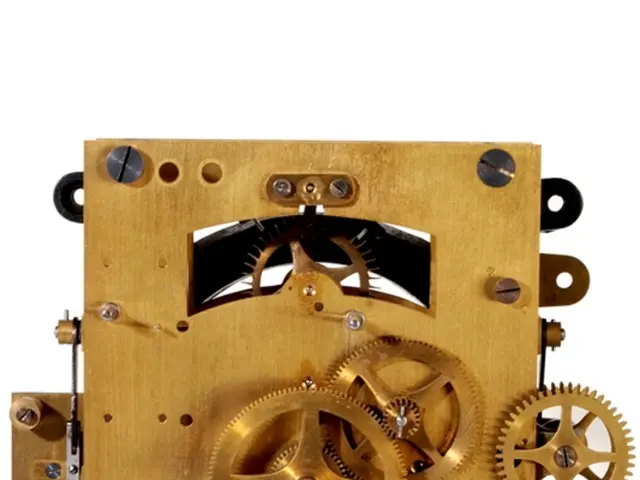 Artificial Intelligence Applications in Manufacturing: Real-life Scenarios and Advantages