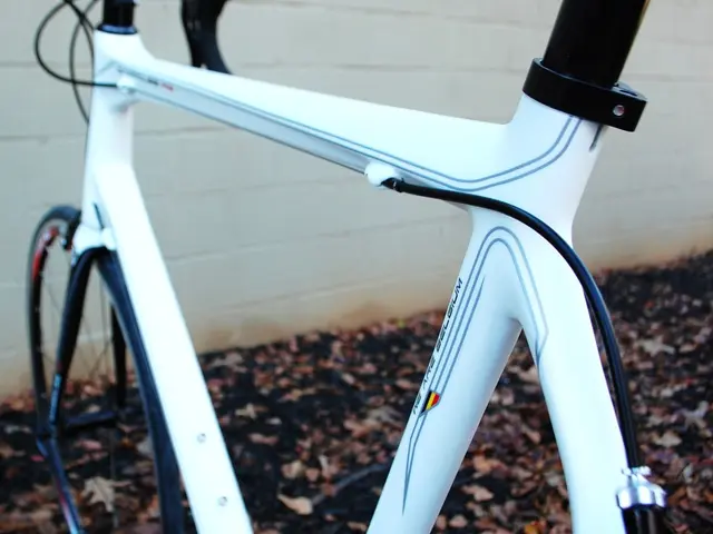 Stranded Ukrainian soldier successfully flees battlefront with drone-dropped electric bicycle aid.