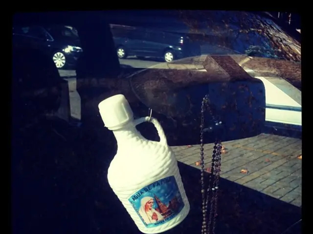 Reduced cost on Fiat's 500e two-door electric city hatchback: $20,000 slashed