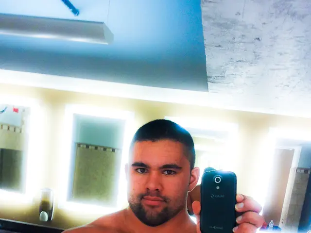 iPhone 17 Pro's Cameras Could Benefit from Adopting Huawei Pura 80 Ultra's Striking Feature