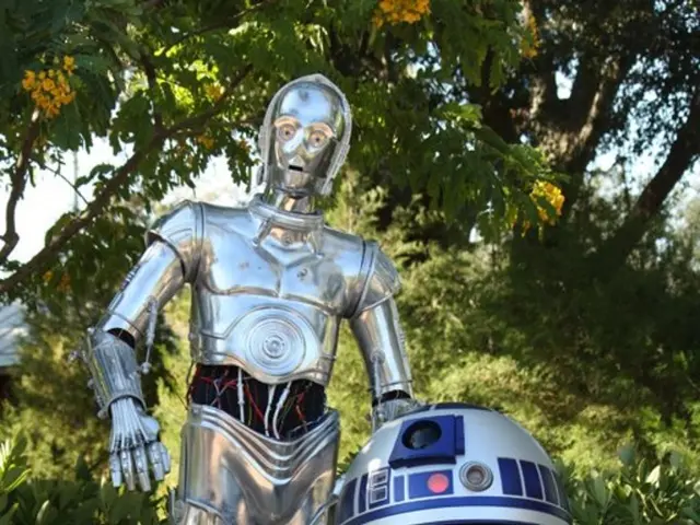 Distinct Characteristics of Robotics versus Internet of Things (IoT)